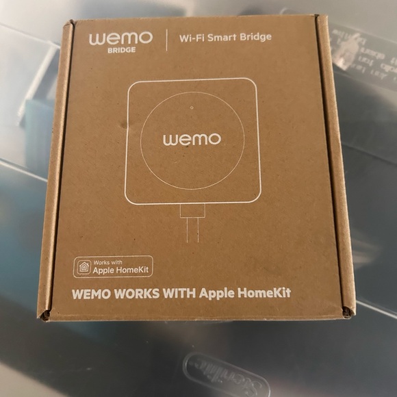 WEMO WiFi smart bridge. Works with Apple HomeKit - Picture 3 of 5